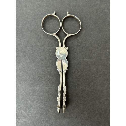 177 - 19th Century hallmarked silver sugar tongs, approx. 4 1/2