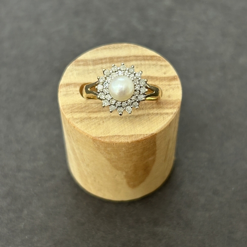 180 - A 9ct gold pearl and diamond chip ring, approx. size M, weight approx. 2.2g