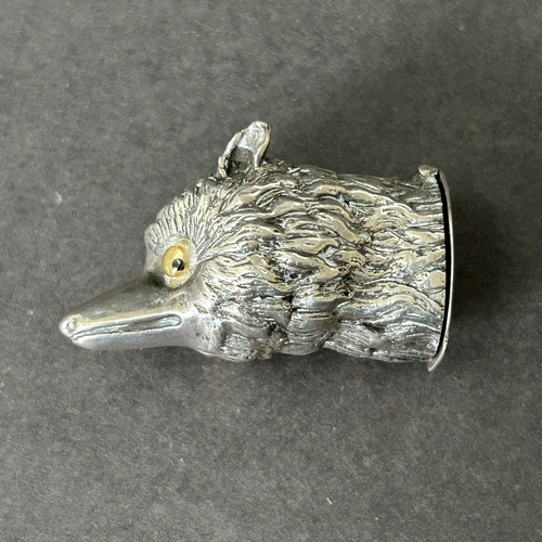 3 - A 925 sterling silver vintage dog head vesta with moving eyes, approx. just under 2