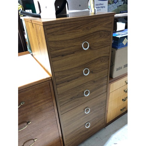 218 - Upright chest of drawers