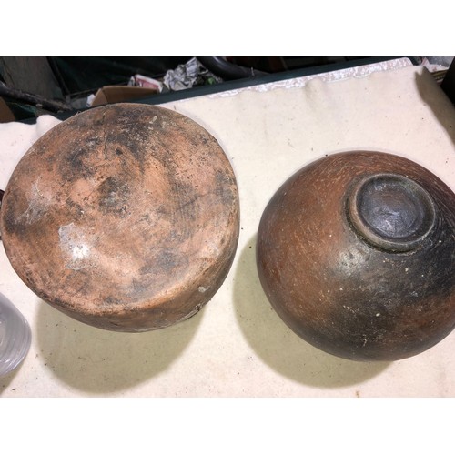 286 - Tribal pots