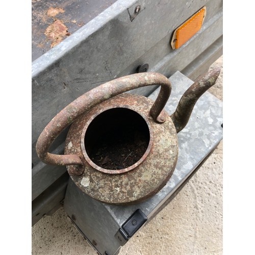 201A - Heavy cast iron kettle. No lid
