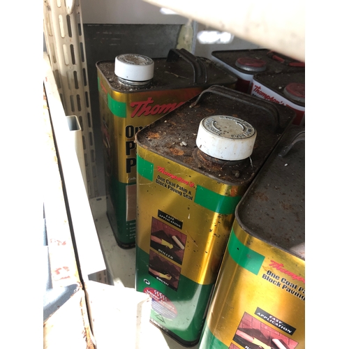 12 - 15 litres of Thompsons one coat patio and block paving seal.