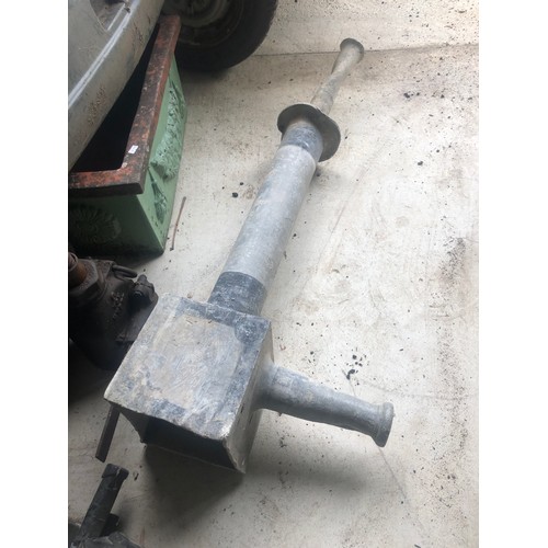 33 - Old Lead Hopper and down pipe