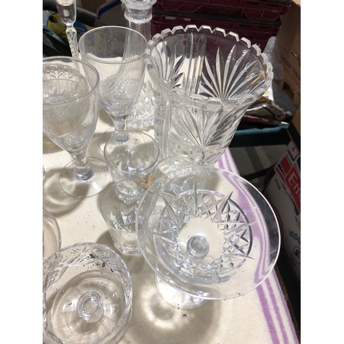 267 - 2 Fruit boxes containing glassware