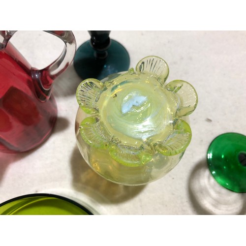 288 - Box of coloured Glassware to include uranium vaseline vase