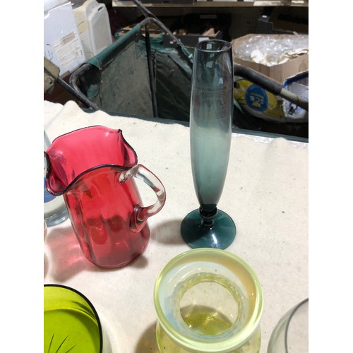 288 - Box of coloured Glassware to include uranium vaseline vase