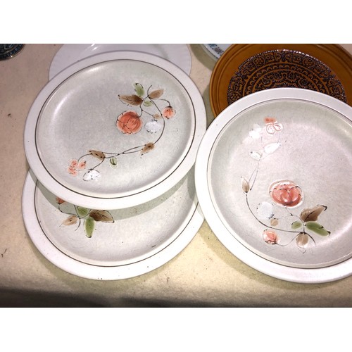 300 - China plates and a fruit stand