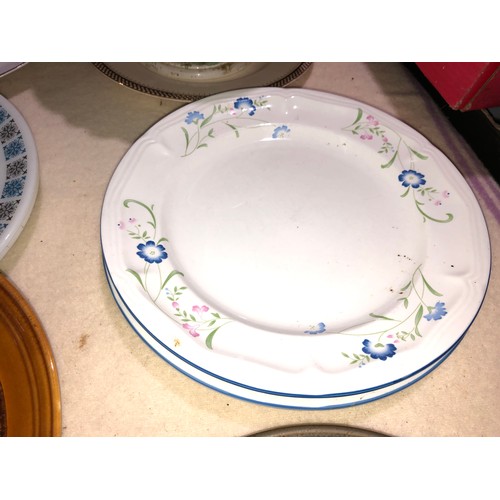 300 - China plates and a fruit stand