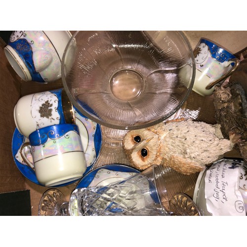 305 - Glass/China items including figurines