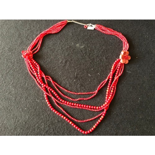 14 - Good quality Sponge & Red Coral Multi Strand necklace 100 cm.