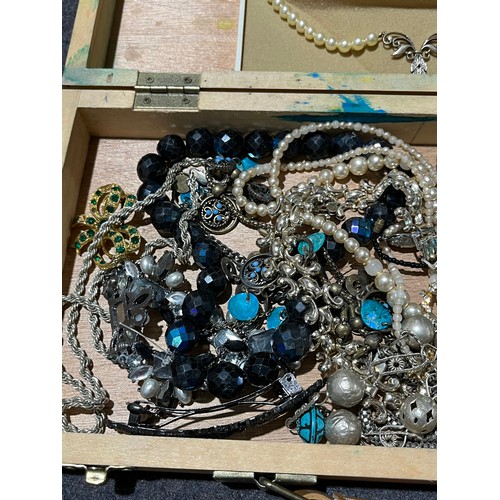 33 - Box of costume jewellery plus a .925 silver pendant & pearl necklace.