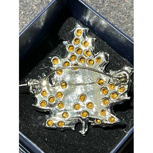 42 - Leaf shaped CZ Brooch.