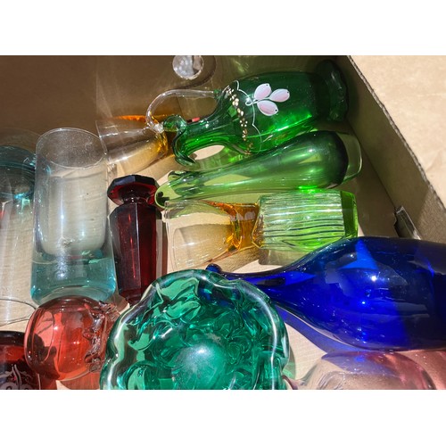 117 - Box containing various coloured glass