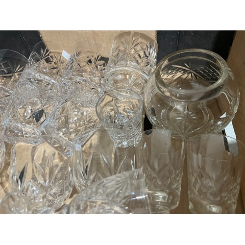 118 - Box of cut & clear glasses