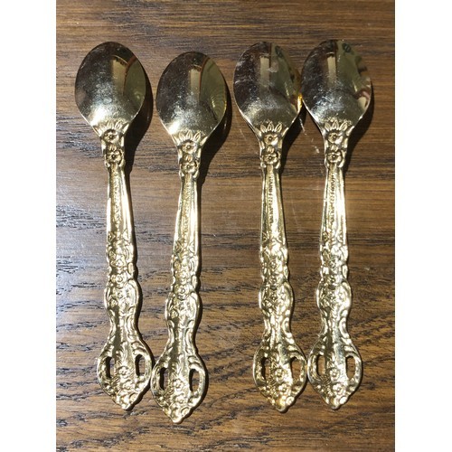 669 - 4 gold plated Japanese tea spoons