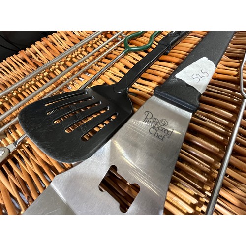 679 - Quantity of utensils for barbecue including kebab forks and fish slice