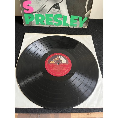 4 - Elvis Presley HMV. CLP1093