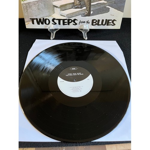 40 - Bobby Bland. Two steps from the blues. 889397315184