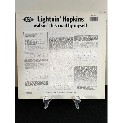 50 - Lightnin' Hopkins. Walkin' this road by myself. CH 256