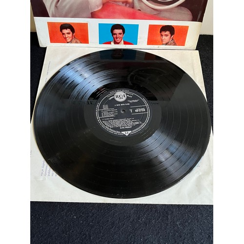 137 - A Date With Elvis. RCA. RD-27128