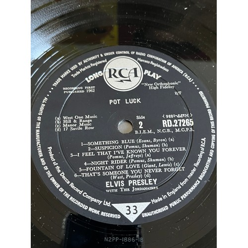 140 - Elvis. Pot Luck. RCA RD-27265