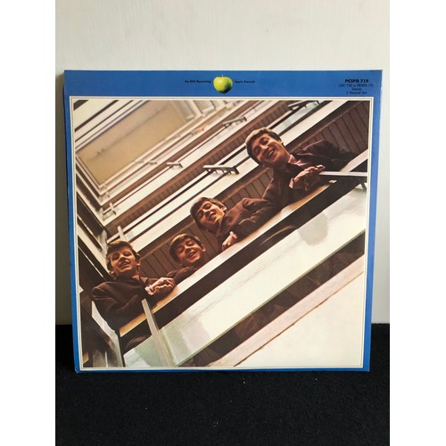 208 - The Beatles / 1967-1970 on Blue Vinyl. PCSPB 718