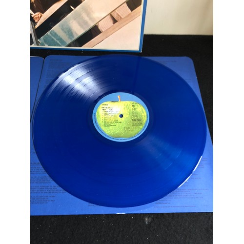 208 - The Beatles / 1967-1970 on Blue Vinyl. PCSPB 718