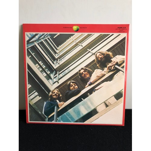 209 - The Beatles / 1967-1970 on Red Vinyl. PCSPR 717