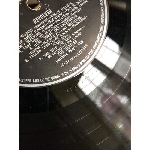 211 - The Beatles 1st press. RevolutionPAC 7009. Matrix No. pictured