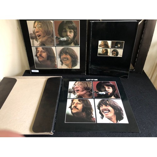 212 - The Beatles. Let it be. With booklet, Complete and Mint. PCS 7096