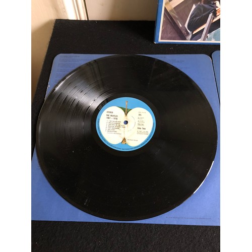 214 - The Beatles / 1967-1970 on Black Vinyl. PCSP 718