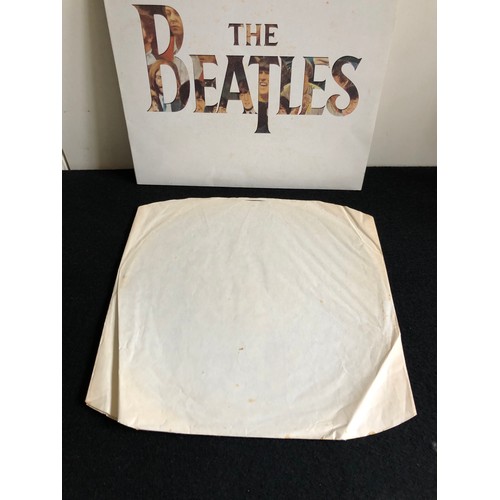 219 - The Beatles 20 Greatest Hits. PCTC 260