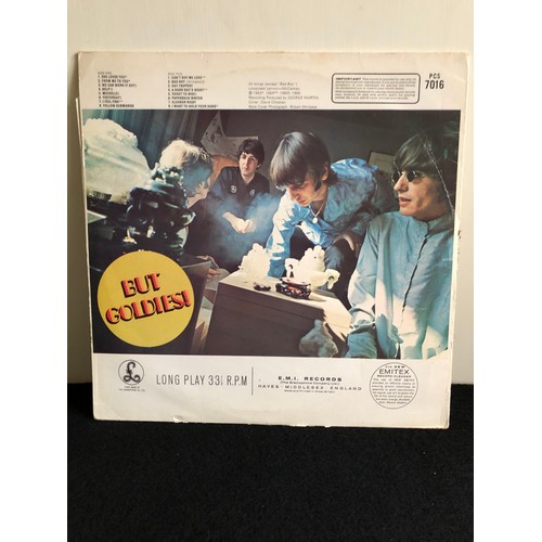 224 - The Beatles. A Collection of Beatles Oldies. PCS 7016