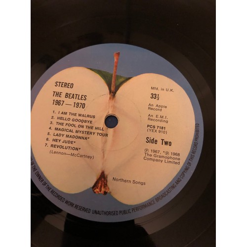 228 - The Beatles / 1967-1970 on Black Vinyl. PCSP 718