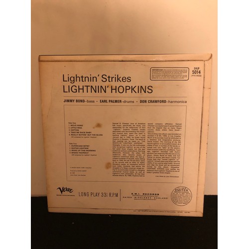 237 - Lightning Hopkins. Lightnin' Strikes SVLP 5014