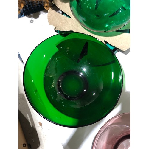 292 - Green glass fruit bowl