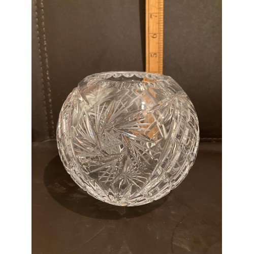 304 - Crystal lamp globe