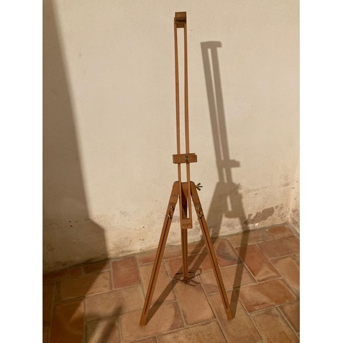 307 - Artists easel