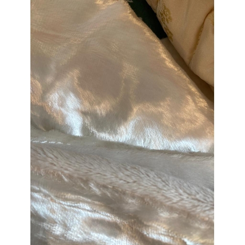 348 - Luxurious Faux fur cream blanket/throw by Kylie