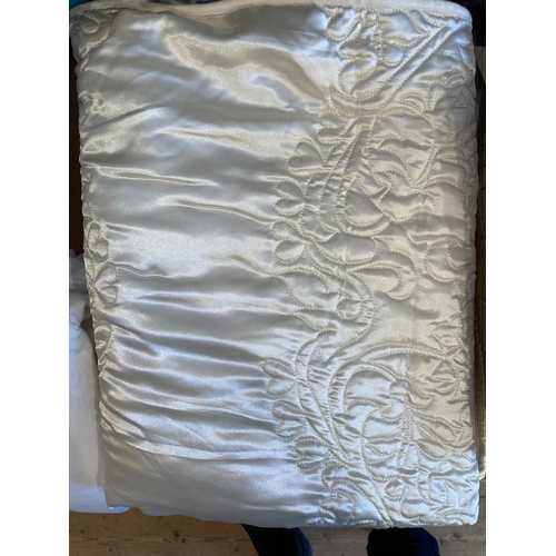 358 - Satin quilted bedspread in cream by Kelly Hoppen