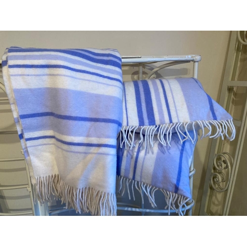 372 - Fleece throw and two matching cushions with tassels blue and cream