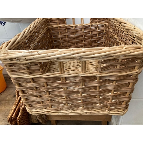 397 - Large wicker Basket