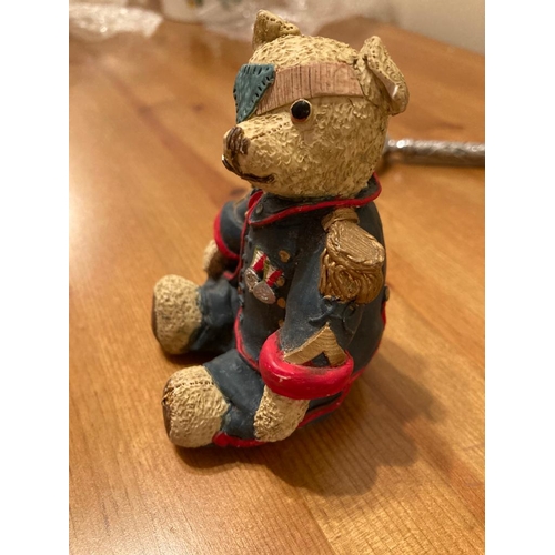 495 - Teddy military ornament