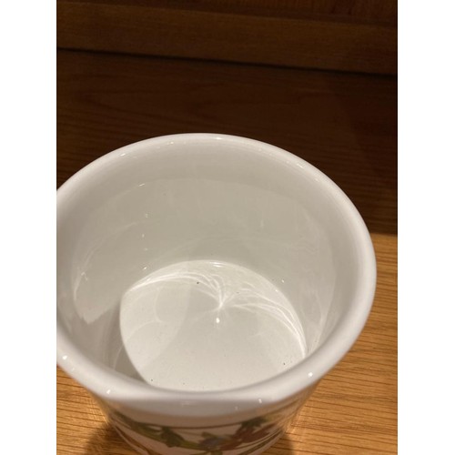 540 - Portmeirion botanical garden small Ramikin pot 9cm diameter x8cm deep