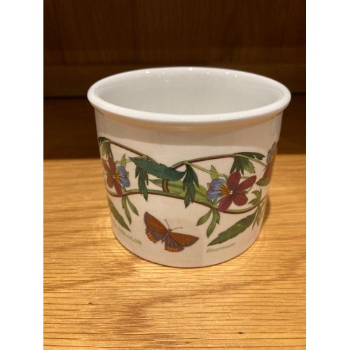 540 - Portmeirion botanical garden small Ramikin pot 9cm diameter x8cm deep