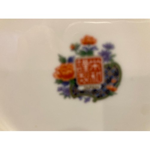 542 - 6” floral hexagonal china decorative plate