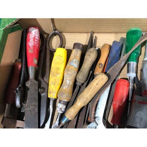 549 - Box of tools