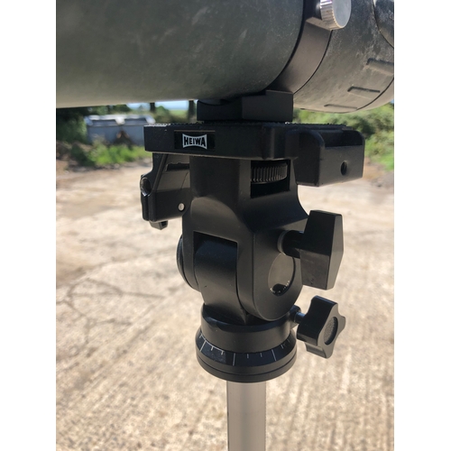 661 - Luyi 20-120x75 spotting scope on a Heiwa HS-524 adjustable tripod