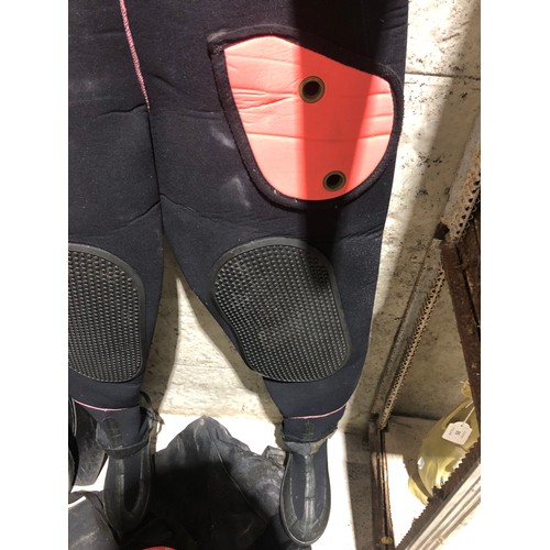 675 - Otter Dry suit ladies. Needs a new neck seal.